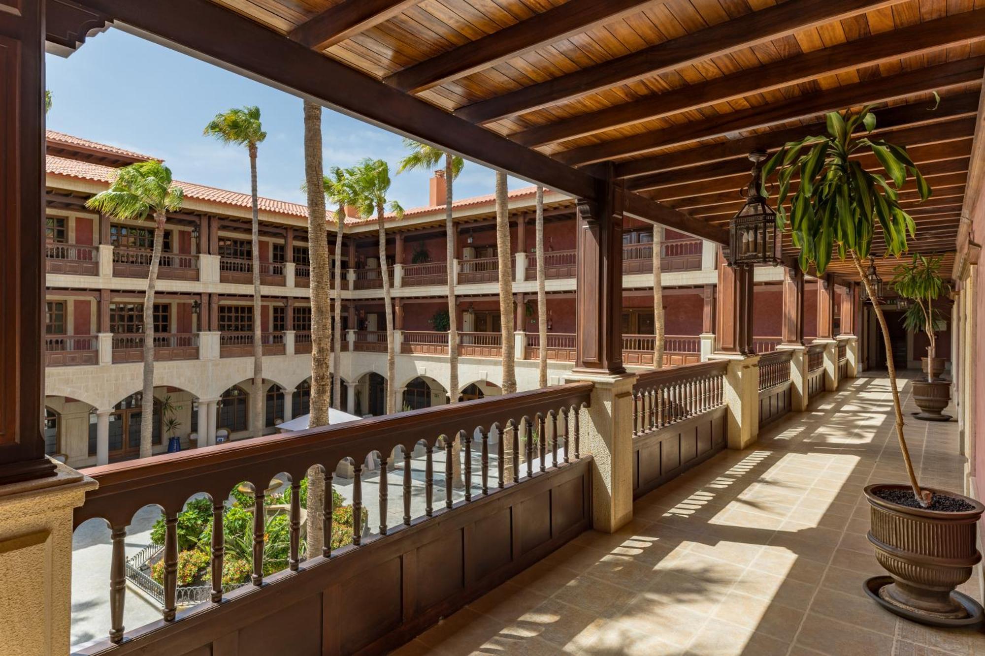 Elba Palace Golf Boutique Hotel - Adults Only Caleta De Fuste Exterior photo